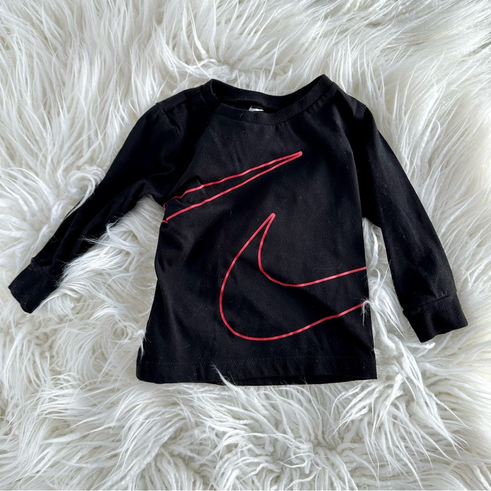 Nike Toddler Boy Black and Red Logo Long Sleeve Shirt Size 18M